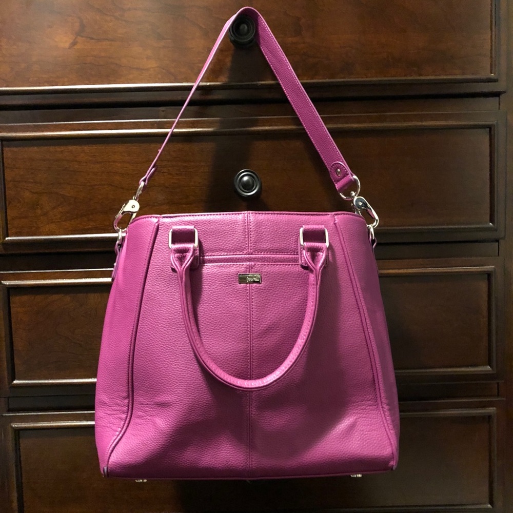 PALACE OF JEWELS PEBBLE